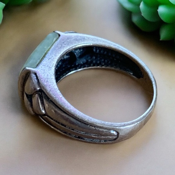 Vintage Sterling Silver Green Jade Mermaid Jewelry Ring - Picture 4 of 8